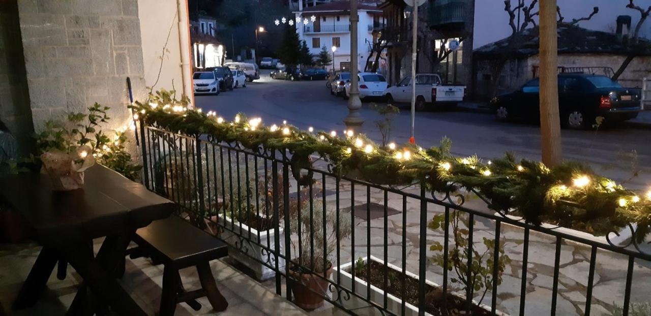 Hotel Iris Arachova Esterno foto